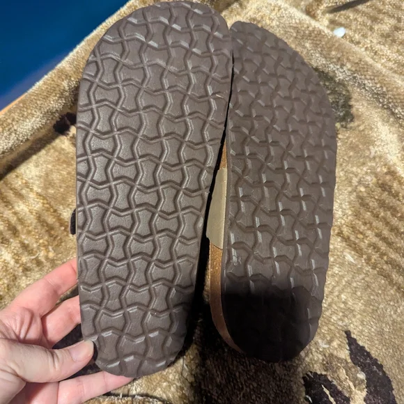 Cushionaire Mens Sandals Size 10 In Good Condition - Picture 5 of 5